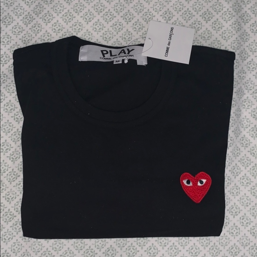 BRAND NEW AUTHENTIC COMME DES GARÇON SHIRT